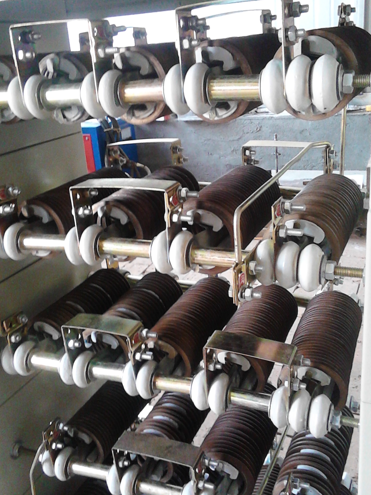 构建起覆盖多个型号与规格的产品体系