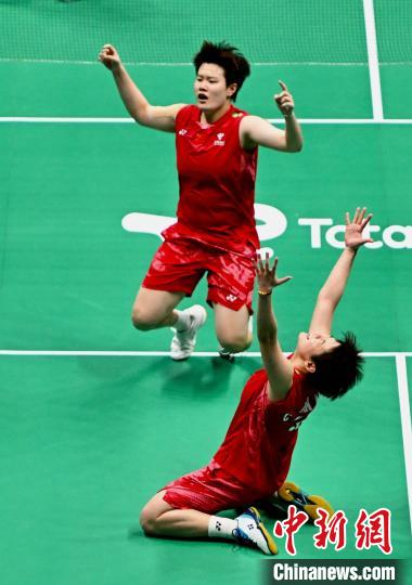 国羽完成苏迪曼杯四连冠 诠释爱拼才会赢的冠军