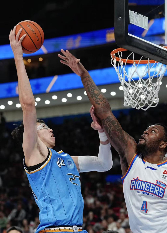 北汽三连胜开启第二阶段征程 周琦杰曼双上双助