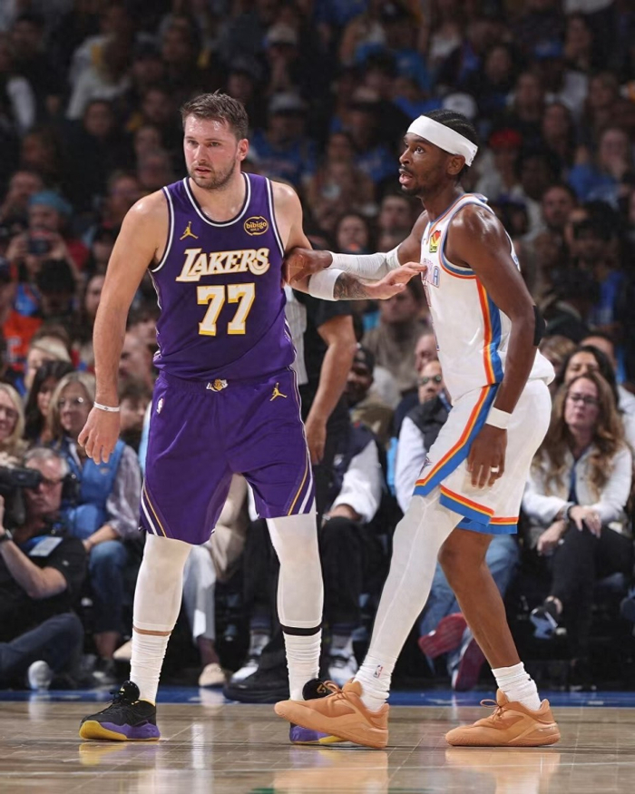 火箭骑士锁定季后赛 西部第三争夺白热化 快船跌